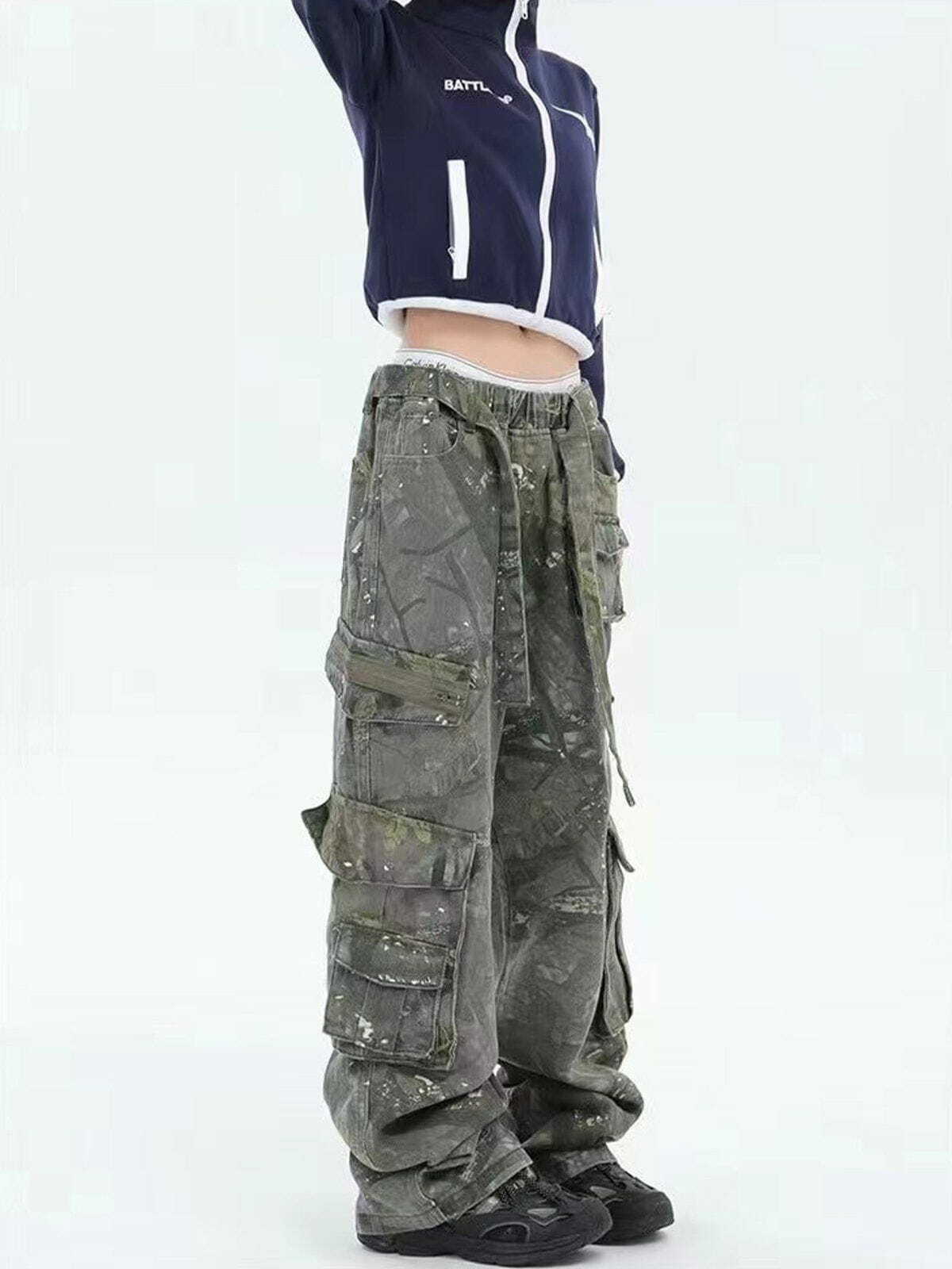 Y2K Grunge Camo Cargo Pants with Large Pockets - Retro 90s Summer Outfit Essential