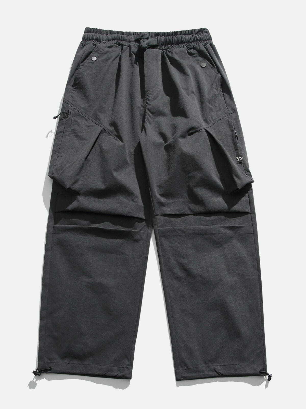 Y2K Grunge Cargo Pants with Large Pockets and Pleats - Retro 90s Summer Outfit