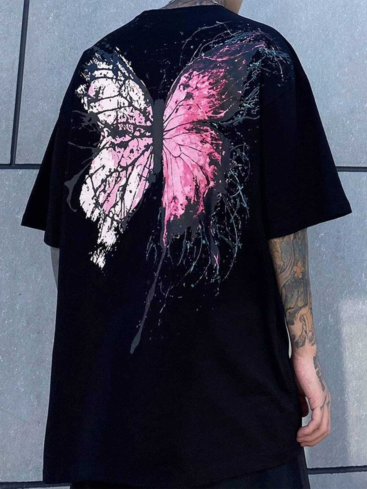 Y2K Grunge 'Crack Butterfly' Tee - Retro 90s Summer Outfit, Perfect for Parties & Festivals