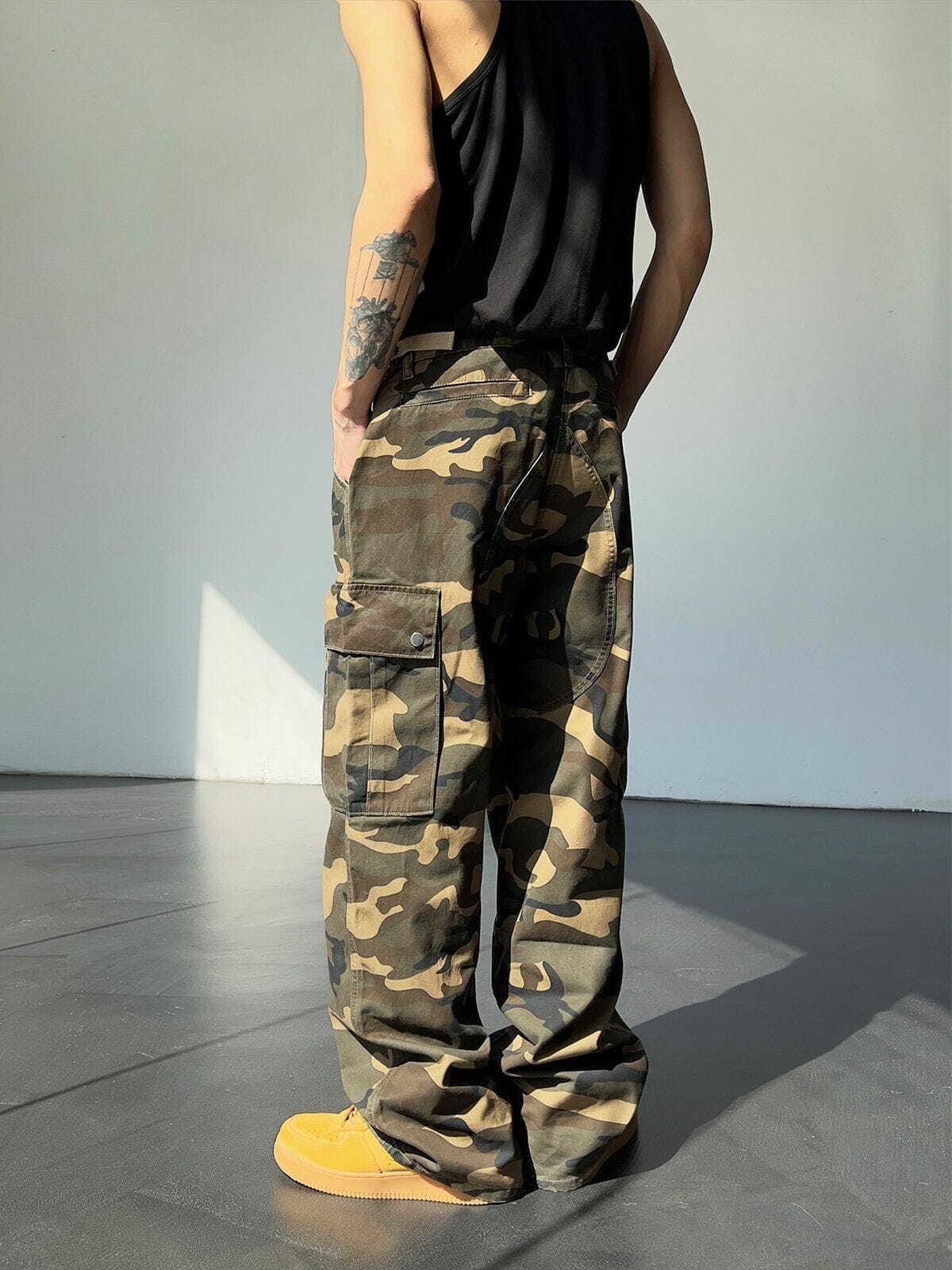 Y2K Vintage Camouflage Cargo Pants - Retro 90s Grunge Outfit for Summer Parties & Festivals