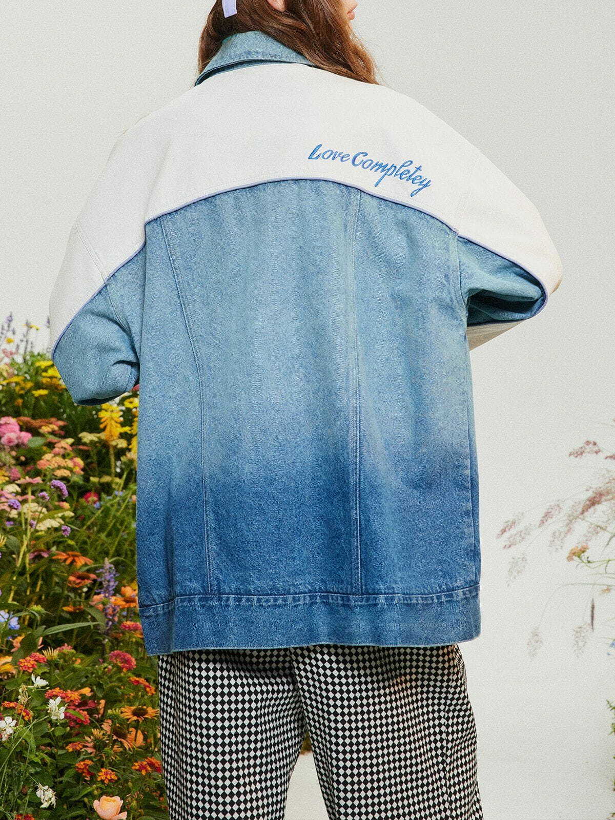 Y2K Vintage Gradient Denim Jacket with Stitching - Retro 90s Grunge Summer Outfit